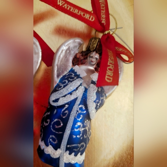 Waterford Holiday Heirloom 2007 Blown Glass" Praying Angel"  Ornament Set - Picture 6 of 6